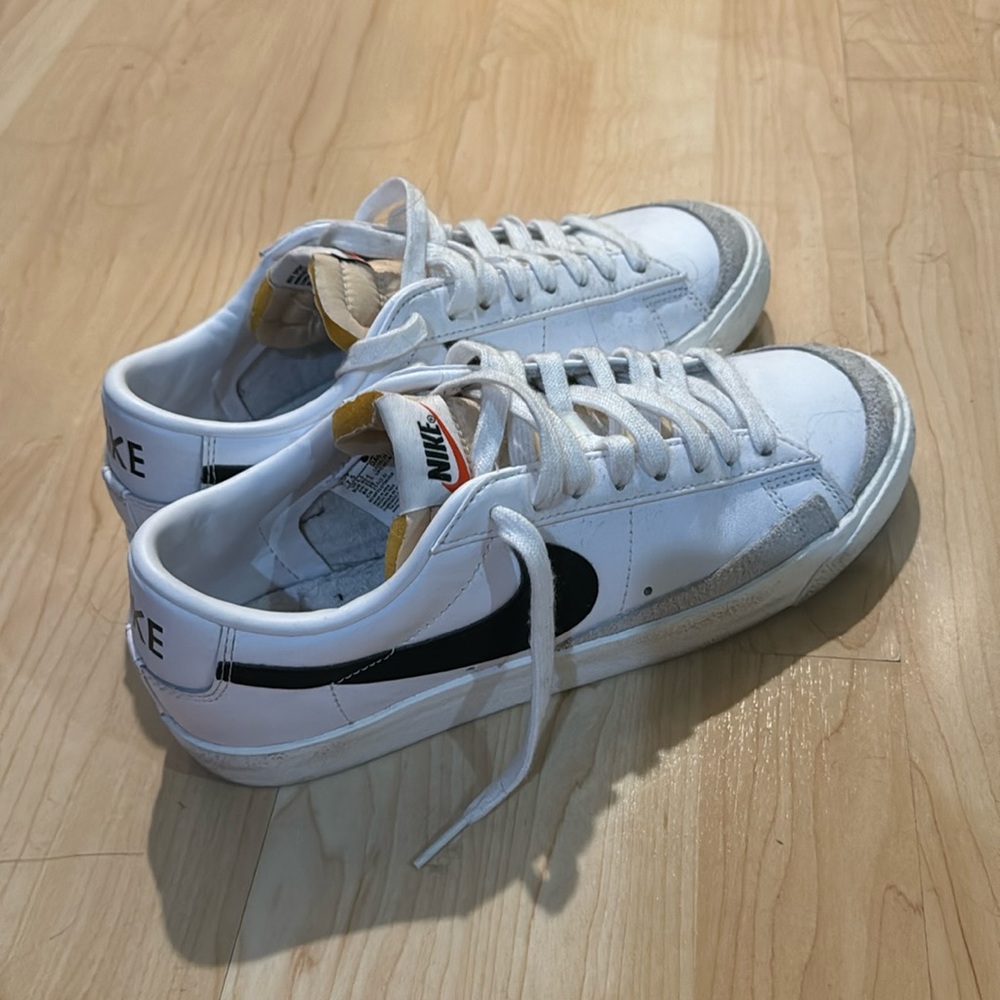 Nike Blazers Sneakers